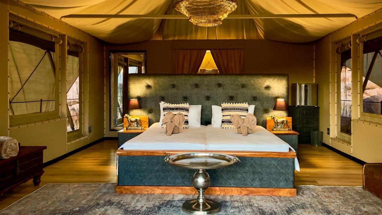 Khorixas Twyfelfontein Adventure Campヴィラ エクステリア 写真