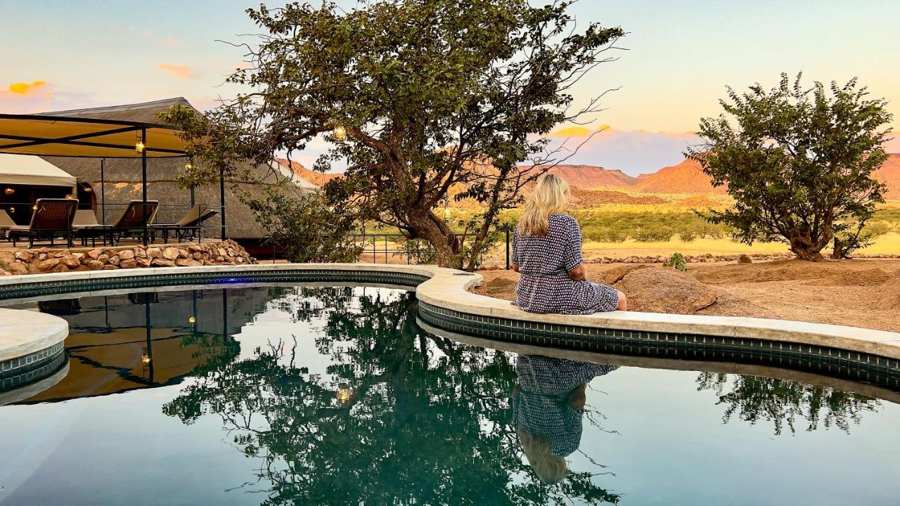 Khorixas Twyfelfontein Adventure Campヴィラ エクステリア 写真
