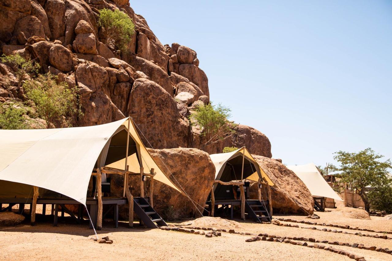 Khorixas Twyfelfontein Adventure Campヴィラ エクステリア 写真